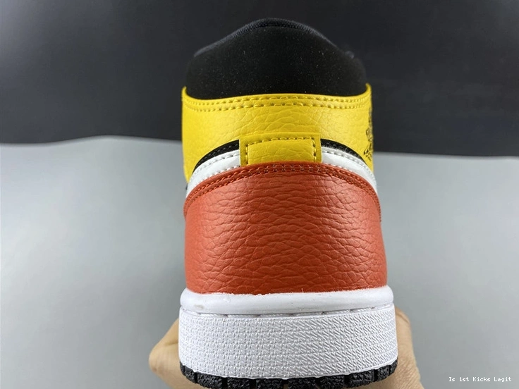 Mid 852542-087 - Amarillo Black Orange 1 Jordan 0402